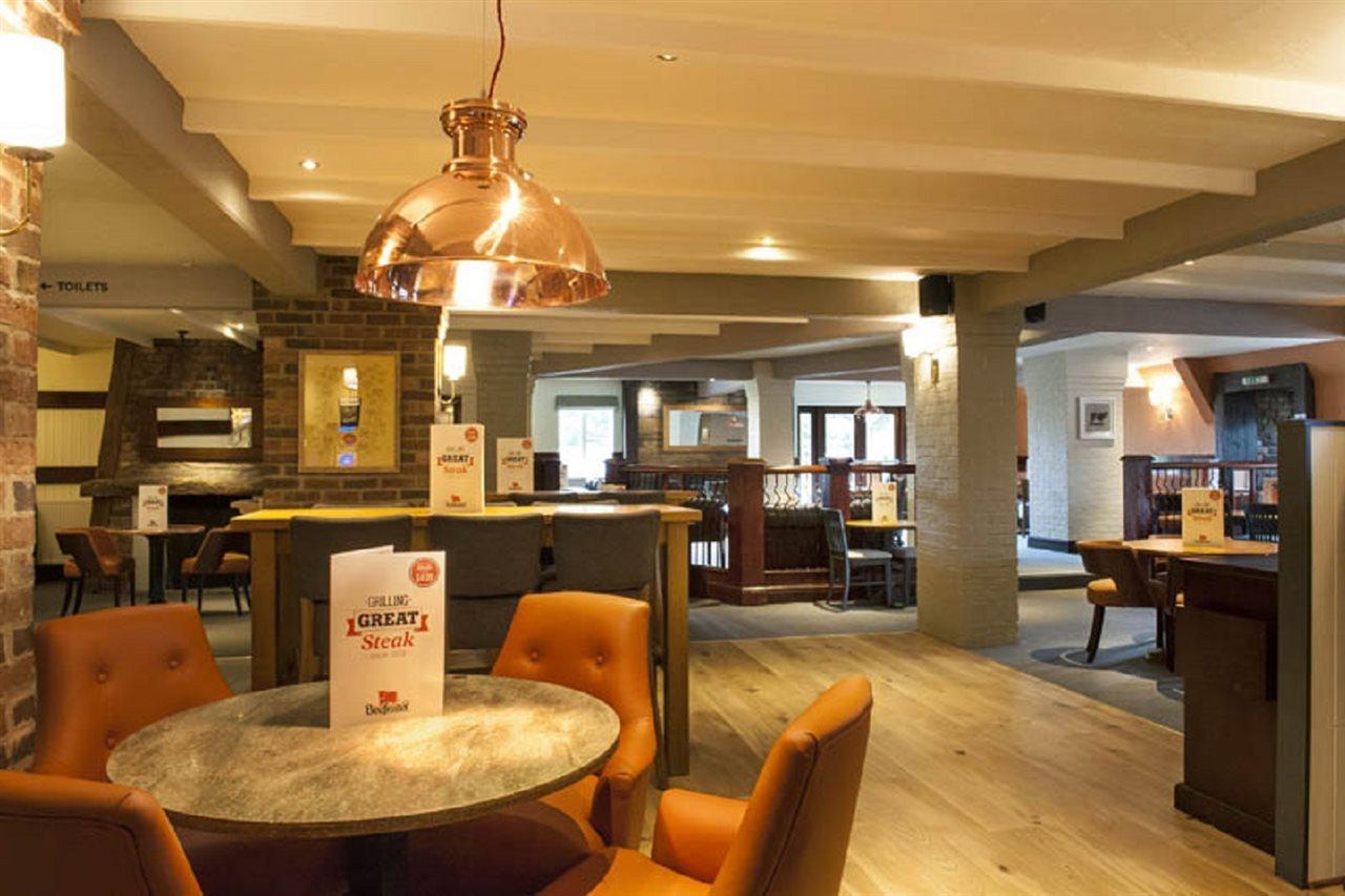 Premier Inn Солихъл Екстериор снимка